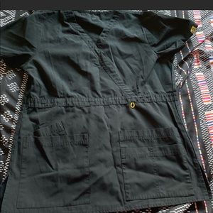 Gently use scrub top